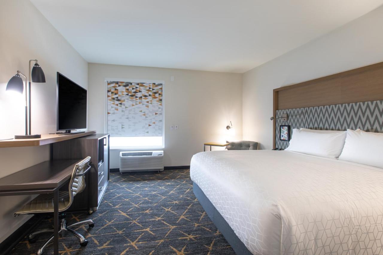 Holiday Inn Greenville - Woodruff Road By Ihg Eksteriør billede