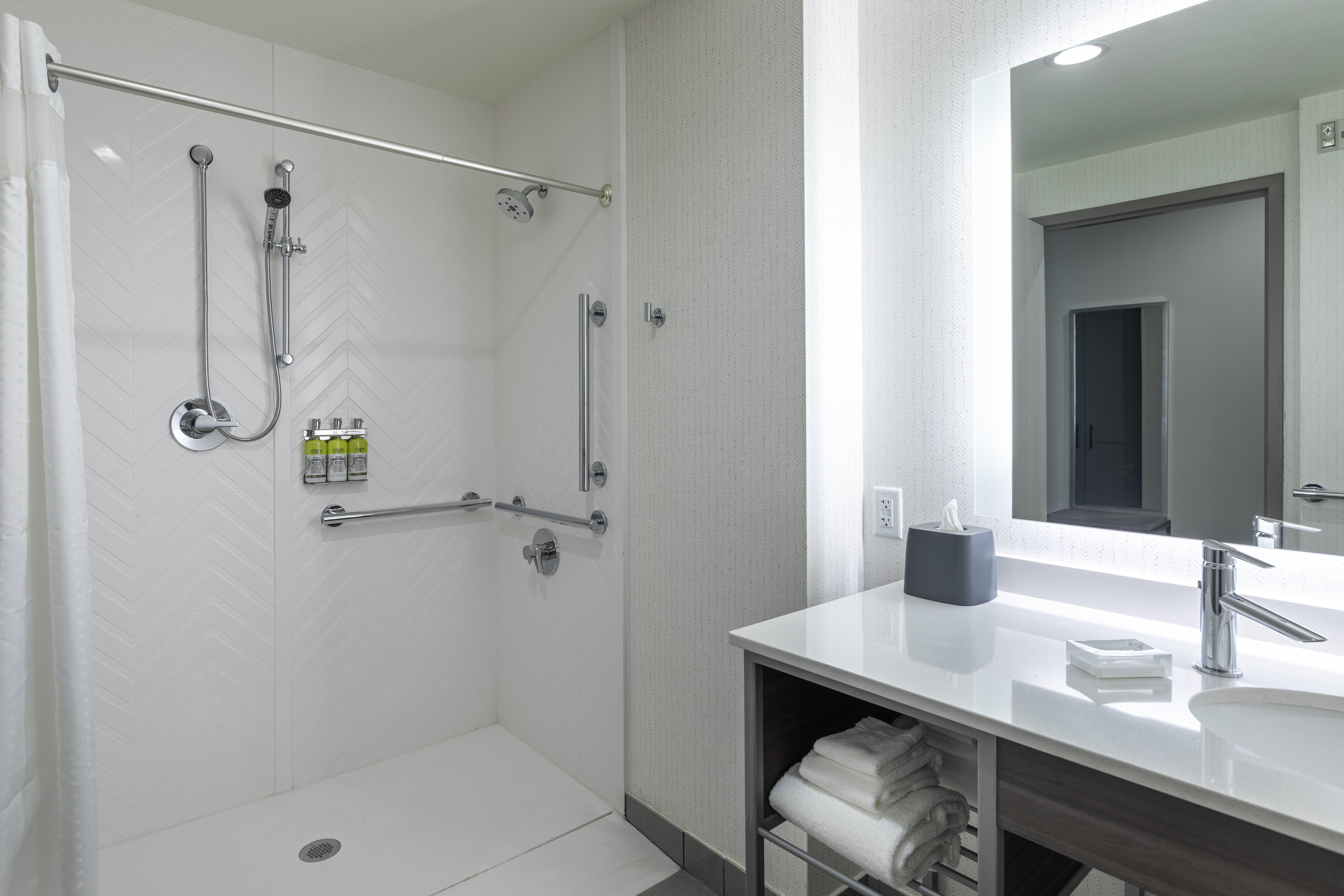 Holiday Inn Greenville - Woodruff Road By Ihg Eksteriør billede