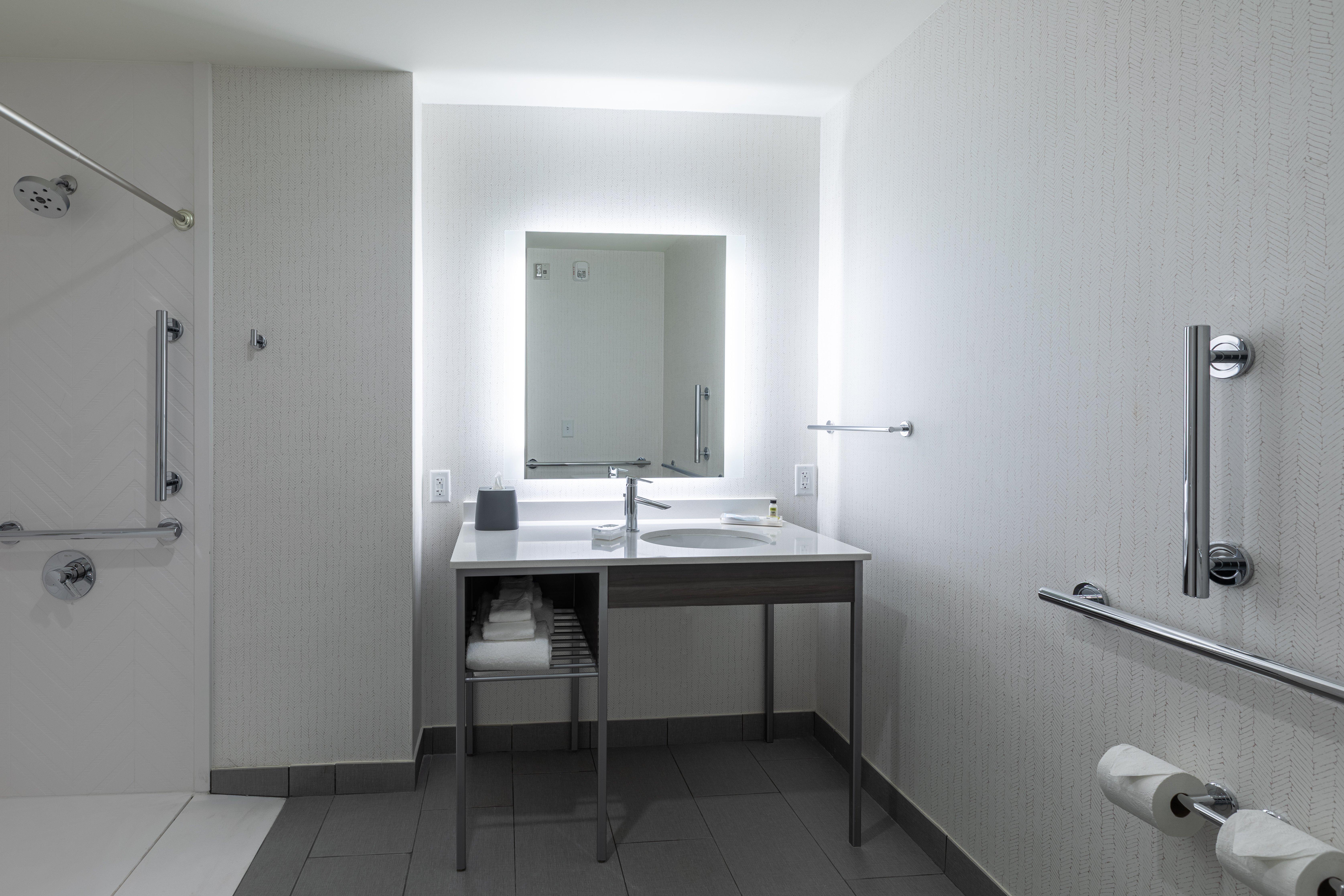 Holiday Inn Greenville - Woodruff Road By Ihg Eksteriør billede