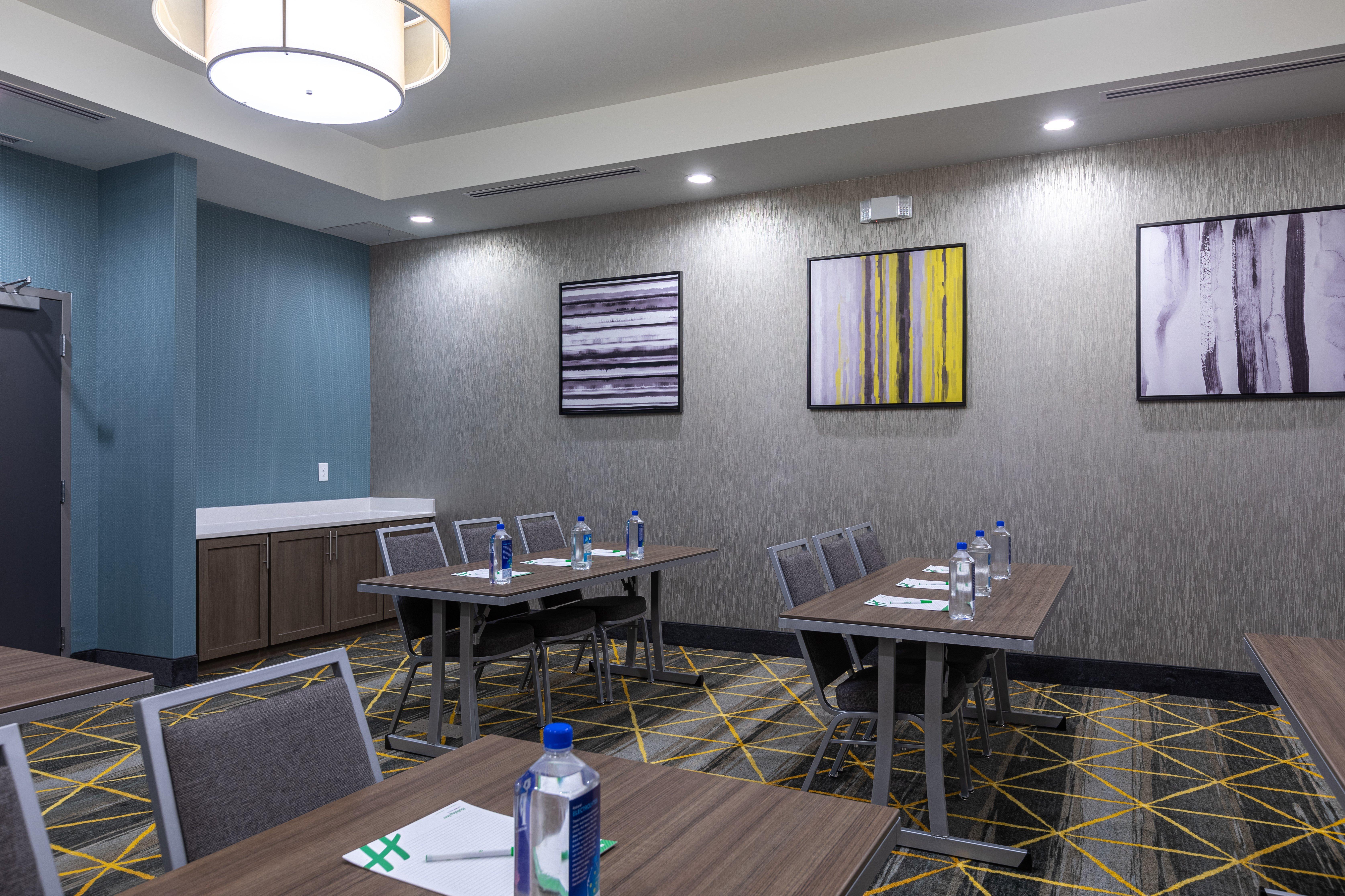 Holiday Inn Greenville - Woodruff Road By Ihg Eksteriør billede